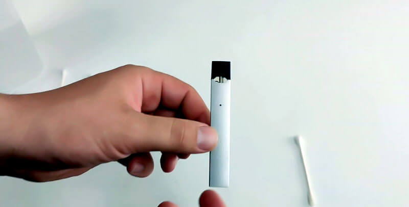 Is Juul Blinking a Problem or Not?